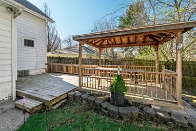 1106 Collinwood Avenue, Akron, OH 44310 - Photo 33