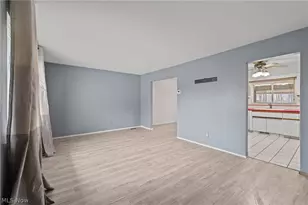 6516 Glenallen Ave, Solon, OH 44139 - Photo 5