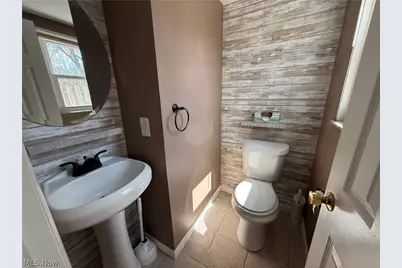 1030 E 349th Street, Eastlake, OH 44095 - Photo 27