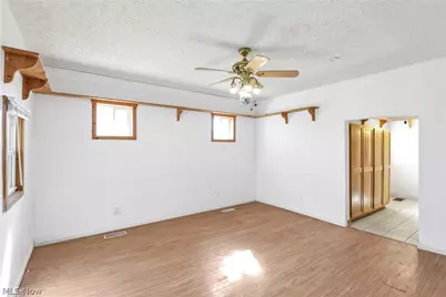 18022 State Route 301, LaGrange, OH 44050 - Photo 5