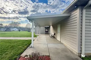 135 Meadow Ln, Parkersburg, WV 26101 - Photo 3
