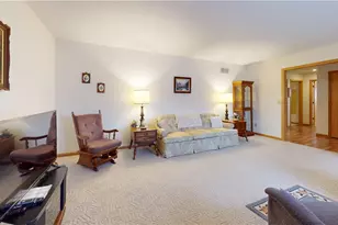 135 Meadow Ln, Parkersburg, WV 26101 - Photo 7