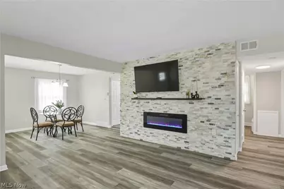 21237 Westwood Road, Fairview Park, OH 44126 - Photo 7