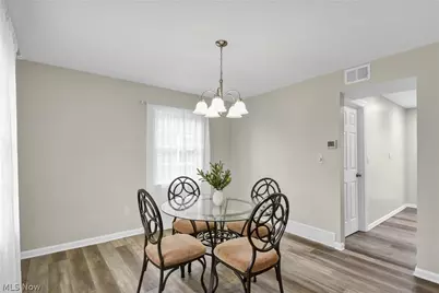 21237 Westwood Road, Fairview Park, OH 44126 - Photo 11