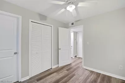 21237 Westwood Road, Fairview Park, OH 44126 - Photo 19