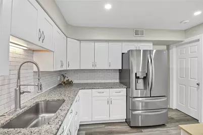 21237 Westwood Road, Fairview Park, OH 44126 - Photo 13