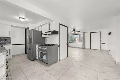 902 Colonel Drive, Loveland, OH 44109 - Photo 15