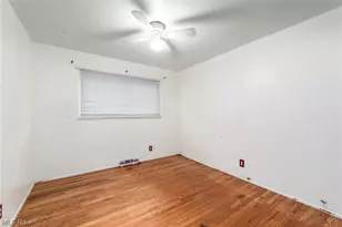 902 Colonel Dr, Loveland, OH 44109 - Photo 21