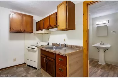 824 12th Street NW, Canton, OH 44703 - Photo 11