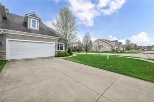 8330 Beaumont Dr, Mentor, OH 44060 - Photo 5