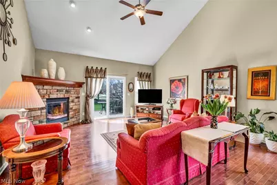 8330 Beaumont Drive, Mentor, OH 44060 - Photo 11