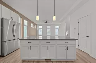 1920 W 47th St, Loveland, OH 44102 - Photo 9