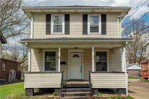 341 E Archwood Ave, Akron, OH 44301 - Photo 1