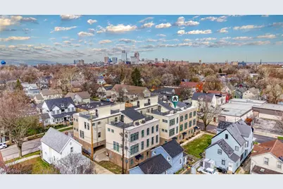 1922 W 47th Avenue, Loveland, OH 44102 - Photo 3