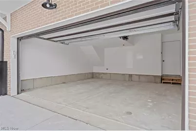 1922 W 47th Avenue, Loveland, OH 44102 - Photo 3