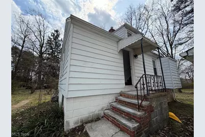 7222 Wright Avenue, Oakwood, OH 44146 - Photo 3