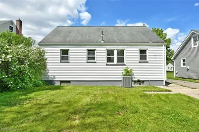73 N Edgehill Avenue, Youngstown, OH 44515 - Photo 9