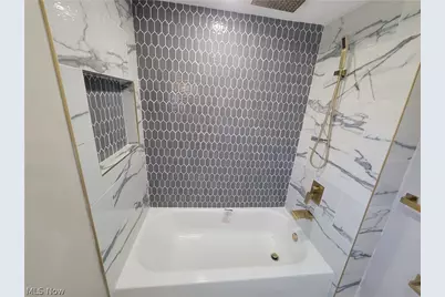 12621 Hirst Avenue, Loveland, OH 44135 - Photo 11