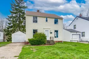 1090 Greenwood Ave, Akron, OH 44320 - Photo 1