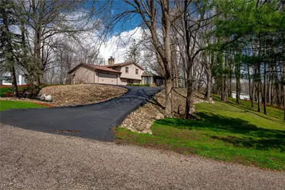 12432 Ledgeview Street NW, Canal Fulton, OH 44614 - Photo 11