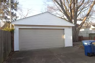 17451 Woodford Ave, Oakwood, OH 44107 - Photo 33