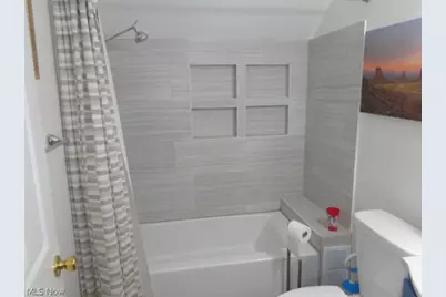 17451 Woodford Avenue, Oakwood, OH 44107 - Photo 23