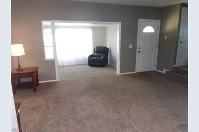 17451 Woodford Avenue, Oakwood, OH 44107 - Photo 7