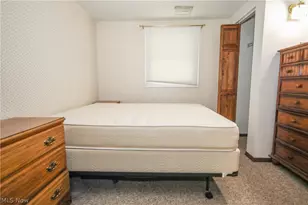 112 Cole St, Barnesville, OH 43713 - Photo 23