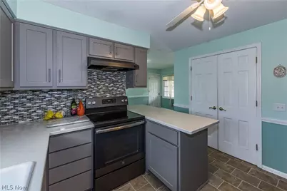 4607 Woodside Avenue NW, Canton, OH 44709 - Photo 5