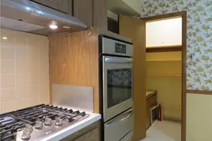 6204 Meadview Dr, Green Hills, OH 44131 - Photo 25