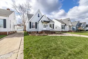 7907 Renwood Dr, Parma, OH 44129 - Photo 25