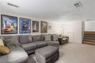 9355 Hyde Park Dr, Twinsburg, OH 44087 - Photo 23