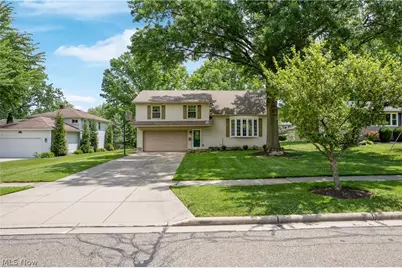 9355 Hyde Park Drive, Twinsburg, OH 44087 - Photo 1