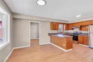 772 Camden Ln, Brunswick, OH 44212 - Photo 9