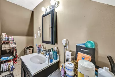 7914 Dorver Avenue, Loveland, OH 44105 - Photo 13
