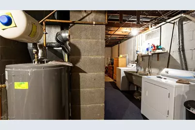 3720 Carl Street NW, Uniontown, OH 44685 - Photo 19