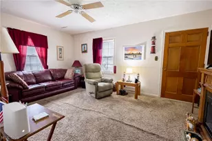 1837 Cameroon Ct, Akron, OH 44305 - Photo 3