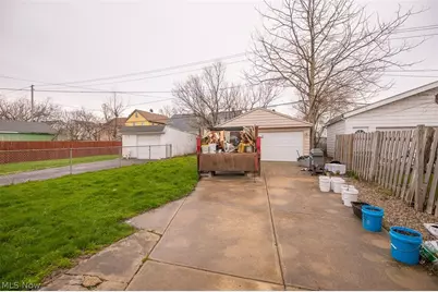 11412 Thrush Avenue, Loveland, OH 44111 - Photo 21