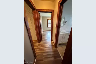 119 Upland Avenue, Youngstown, OH 44505 - Photo 9