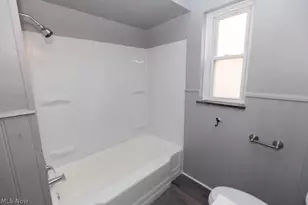 3596 Warren Rd, Loveland, OH 44111 - Photo 9