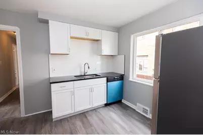 3596 Warren Road, Loveland, OH 44111 - Photo 5