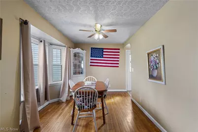 1722 39th Street NW, Canton, OH 44709 - Photo 9