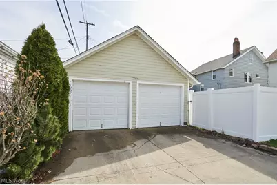 2111 Wascana Avenue, Oakwood, OH 44107 - Photo 3