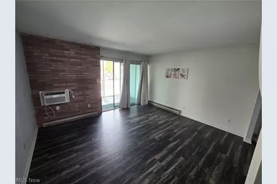 2331 E Market Street #204, Akron, OH 44312 - Photo 7