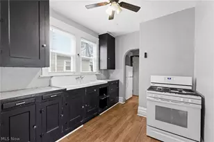 244 Power St, Akron, OH 44304 - Photo 7