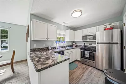 6035 Lake Road W #423, Ashtabula, OH 44004 - Photo 35