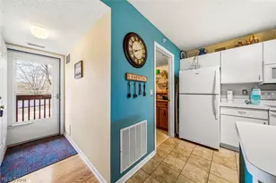 6035 Lake Road W, Ashtabula, OH 44004 - Photo 7