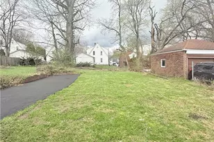 138 Roslyn, Youngstown, OH 44505 - Photo 15