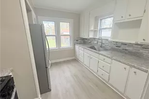 138 Roslyn, Youngstown, OH 44505 - Photo 5