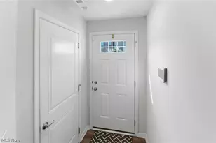 34615 Ethan Way, Willoughby, OH 44094 - Photo 5